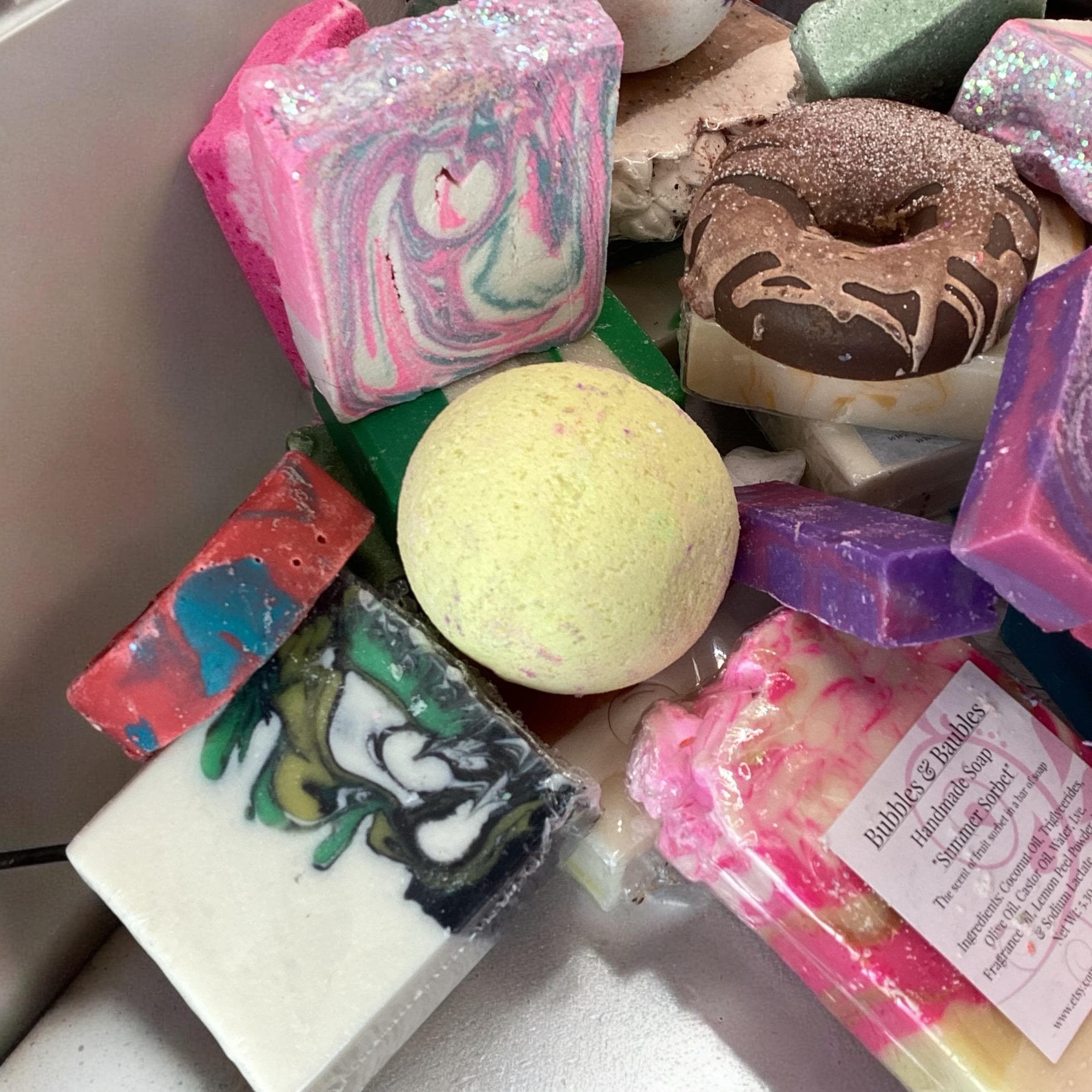 Perfectly Imperfect Bath Mix-|20 Pack| wholesale bulk scented soaps, oops bath bombs,frugal skincare, bubble scoops, variety, bloopers
