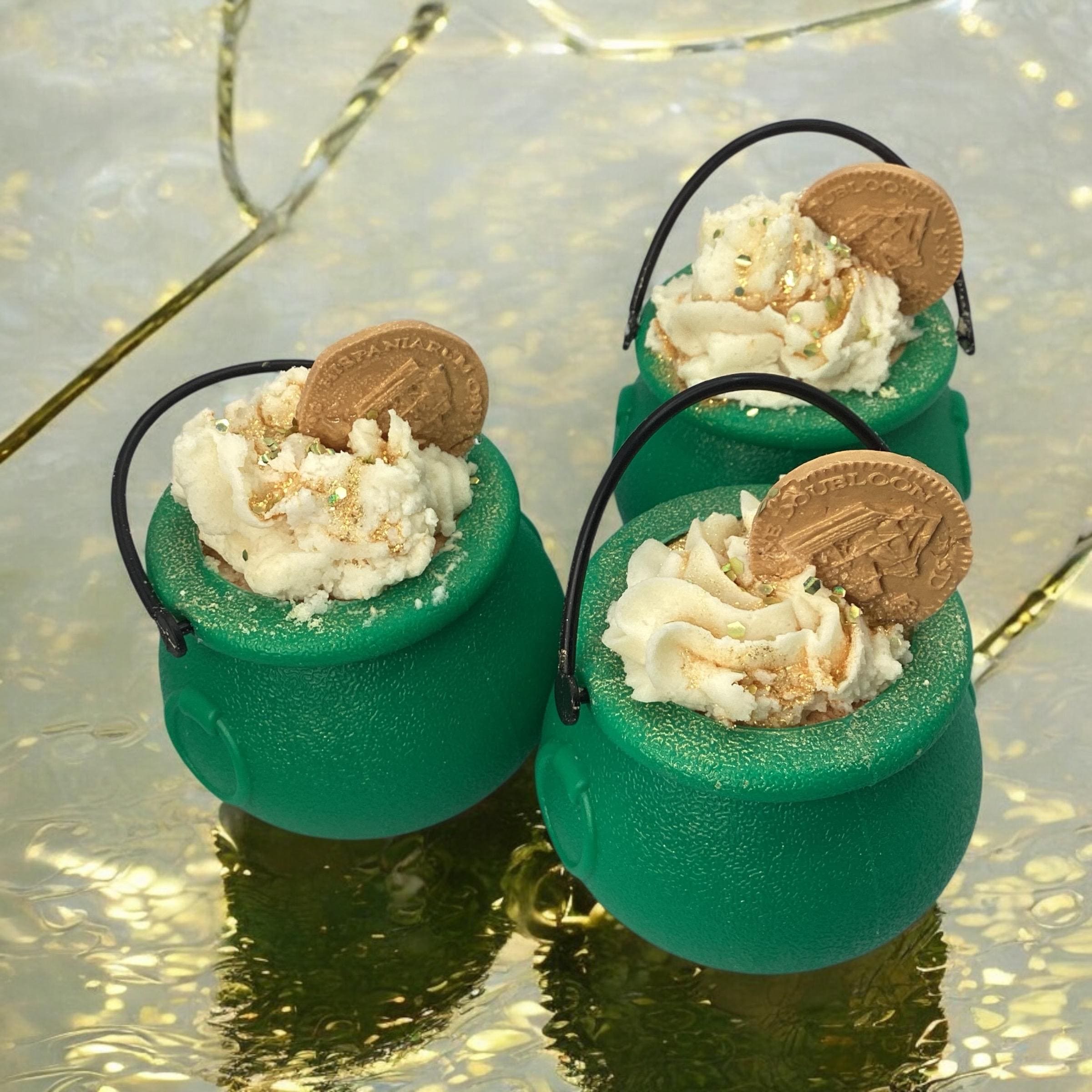 Pot' O Bubbles Bath Bomb-St Patrick's Day Bath Bomb, Luck O' The Irish, Lads & Lassies, Leprechaun Inspired, With Bubble Frosting, Cute